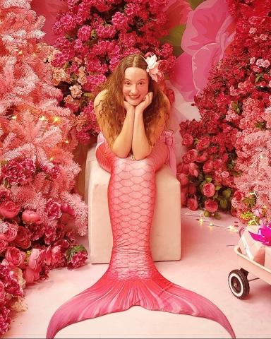 Mermaid inh pink on chair