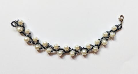 pearl bracelet