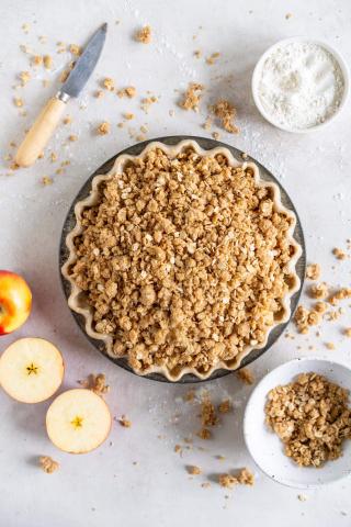 apple pie with crumble top