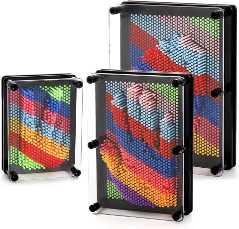 Pin art toys