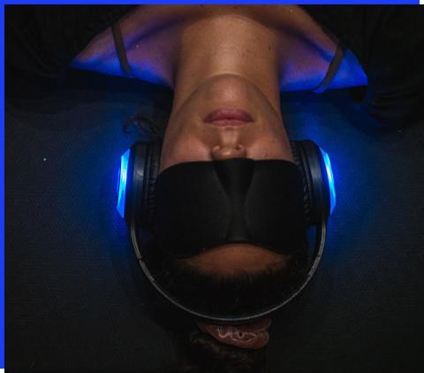 woman with headphones 