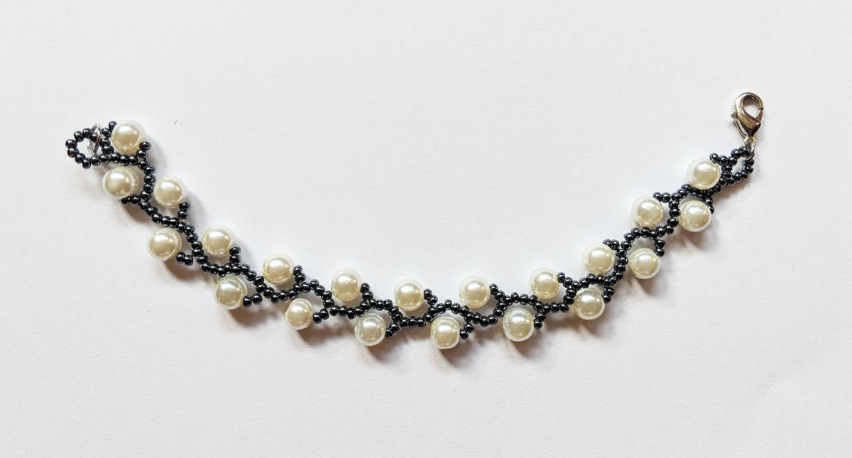 pearl bracelet