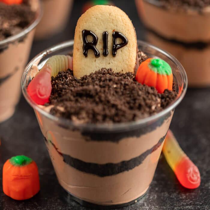 Graveyard Dirt Cups